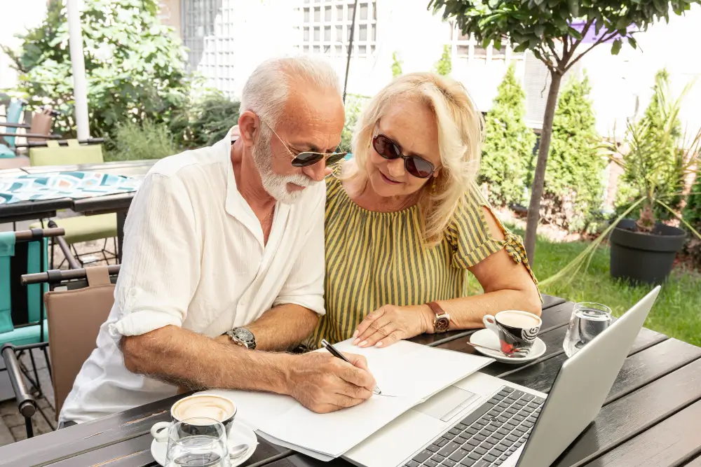Financial Planning For Senior Downsizing - Gordon's Downsizing & Estate Services