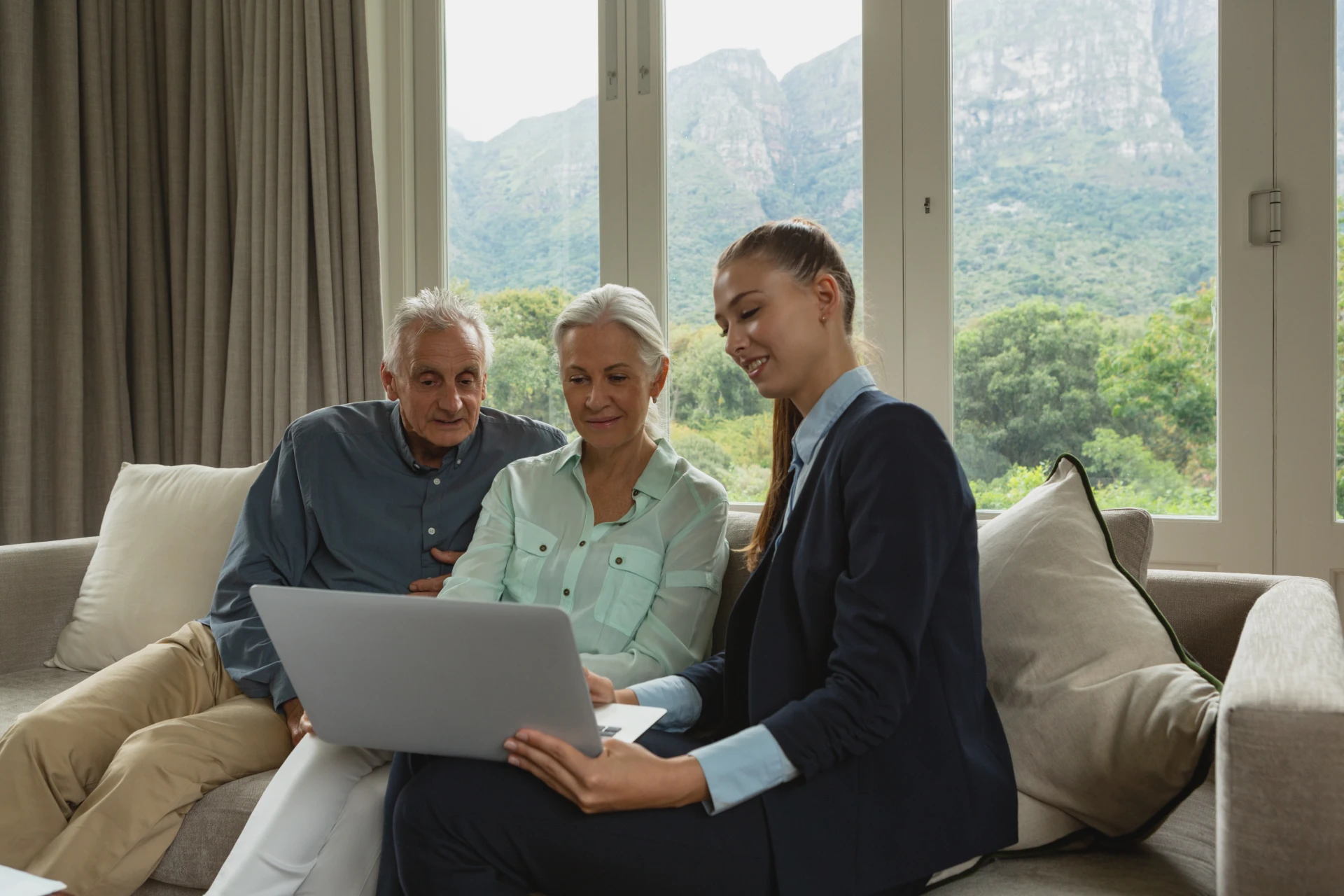 7 Questions to Ask Yourself When Considering When to Downsize - Gordon's Downsizing