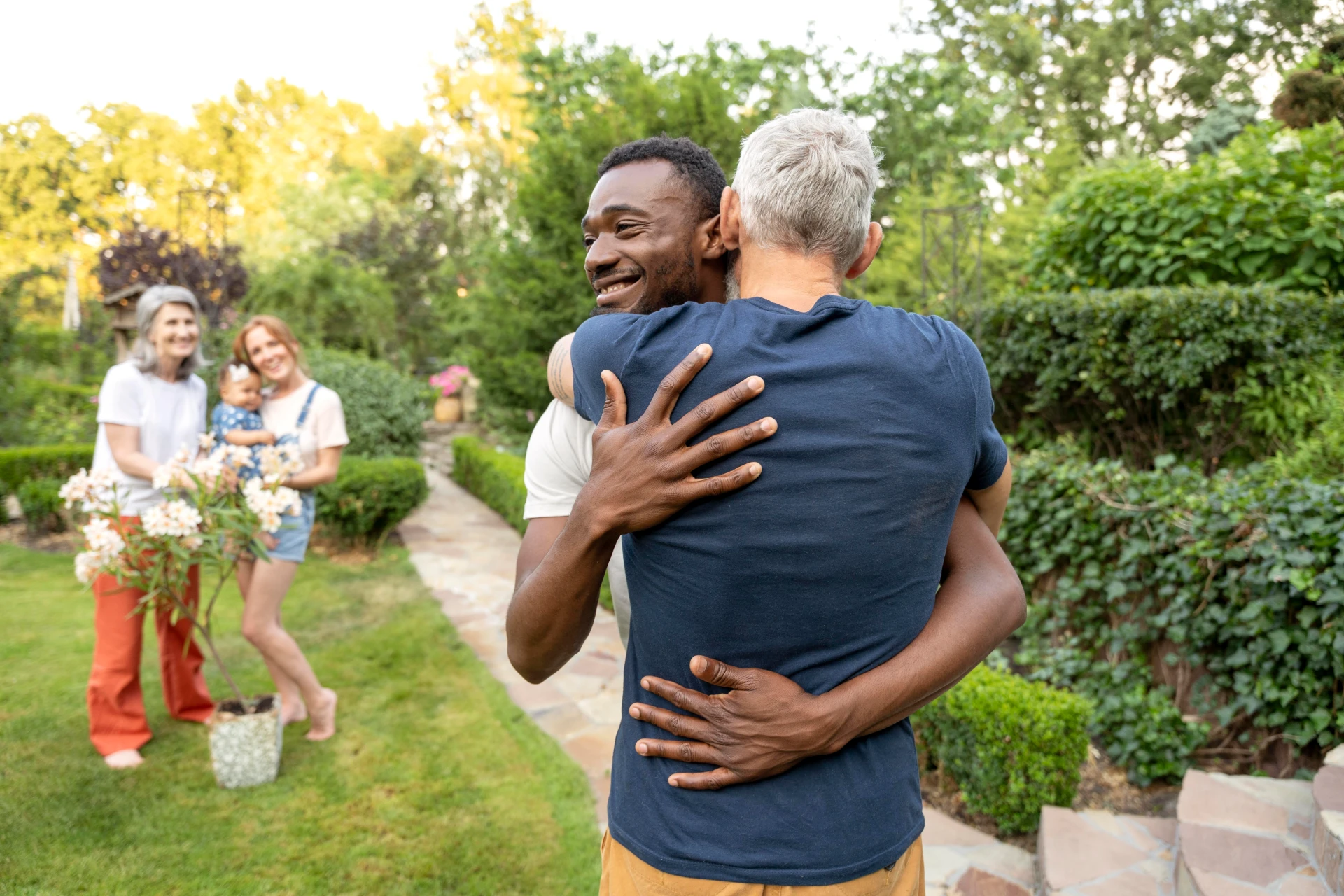 Discuss Downsizing With Aging Parents Effectively - Gordon's Downsizing
