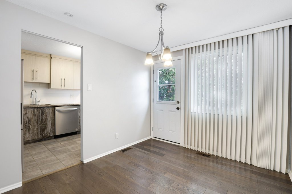 1562Lassiter(12)