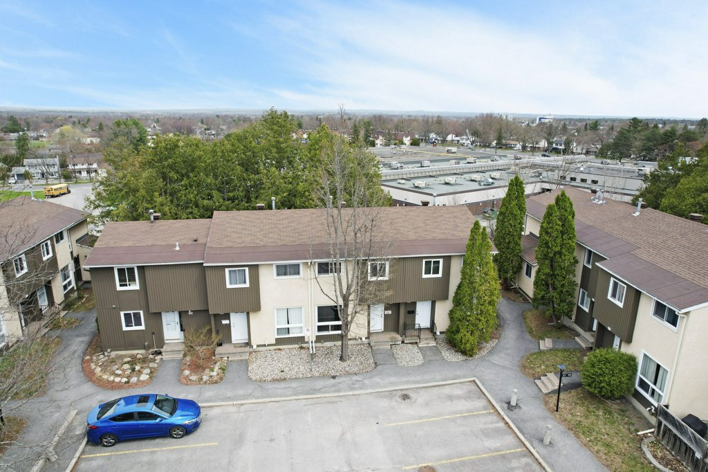 1562Lassiter(31)
