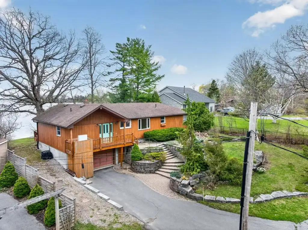 1717 Bay Road Kingston - Gordon's Downsizing & Estate Services