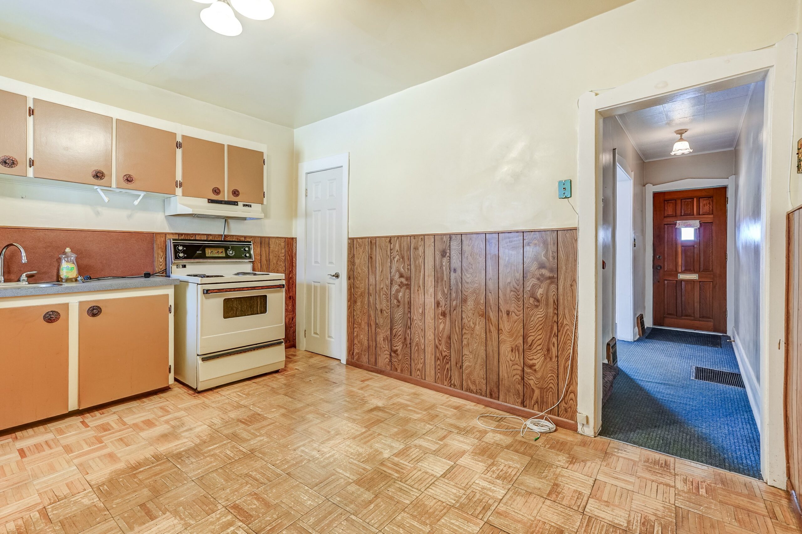 203Donlands(13)