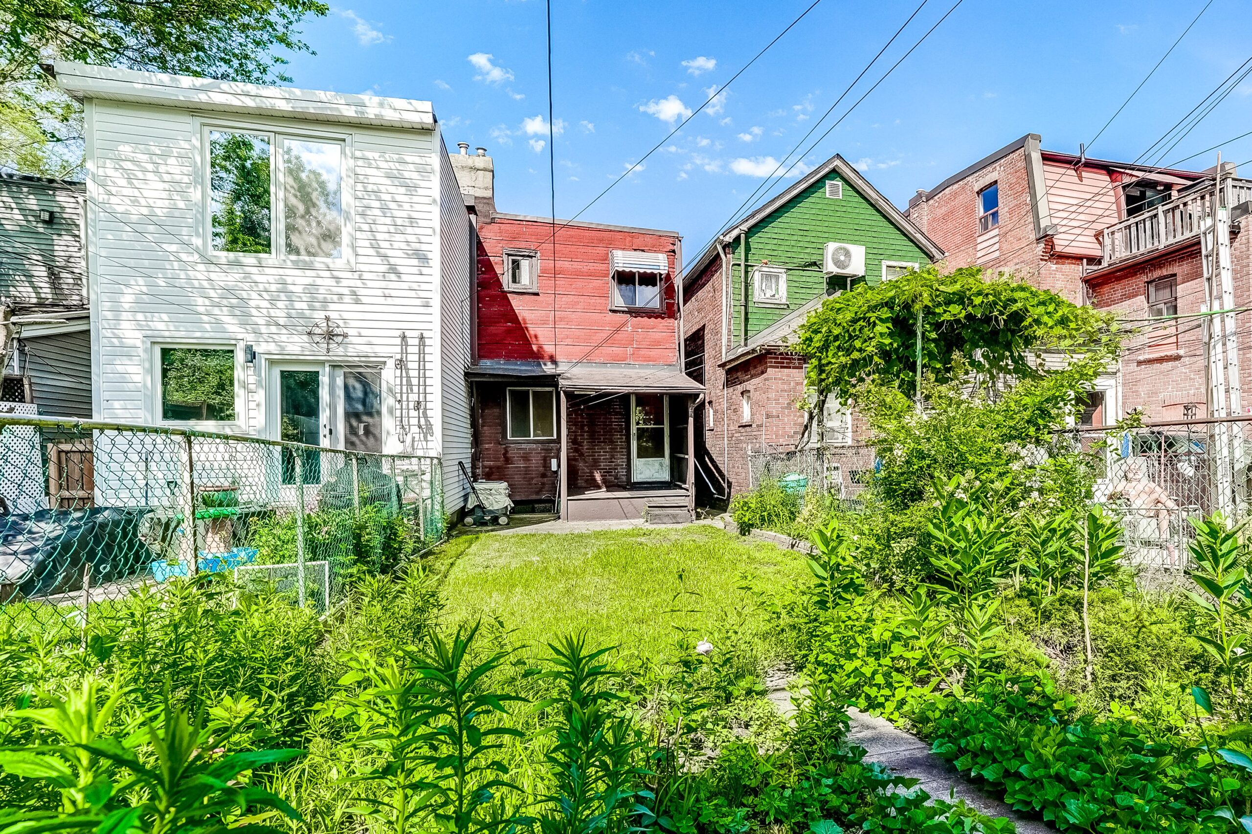 203Donlands(31)