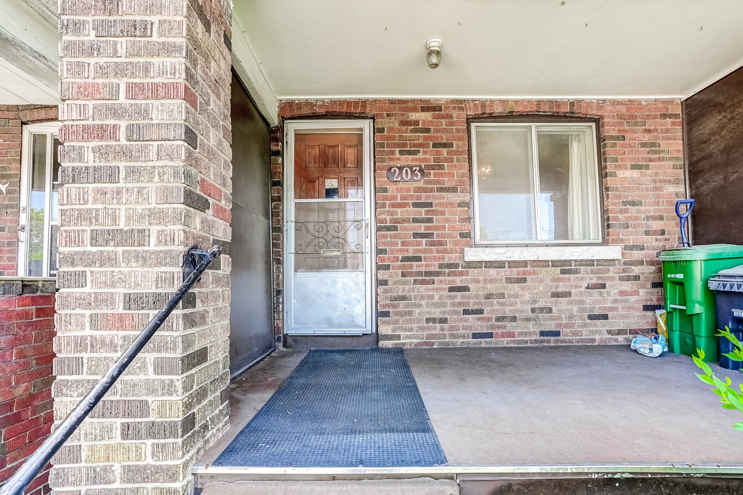 203Donlands(4)