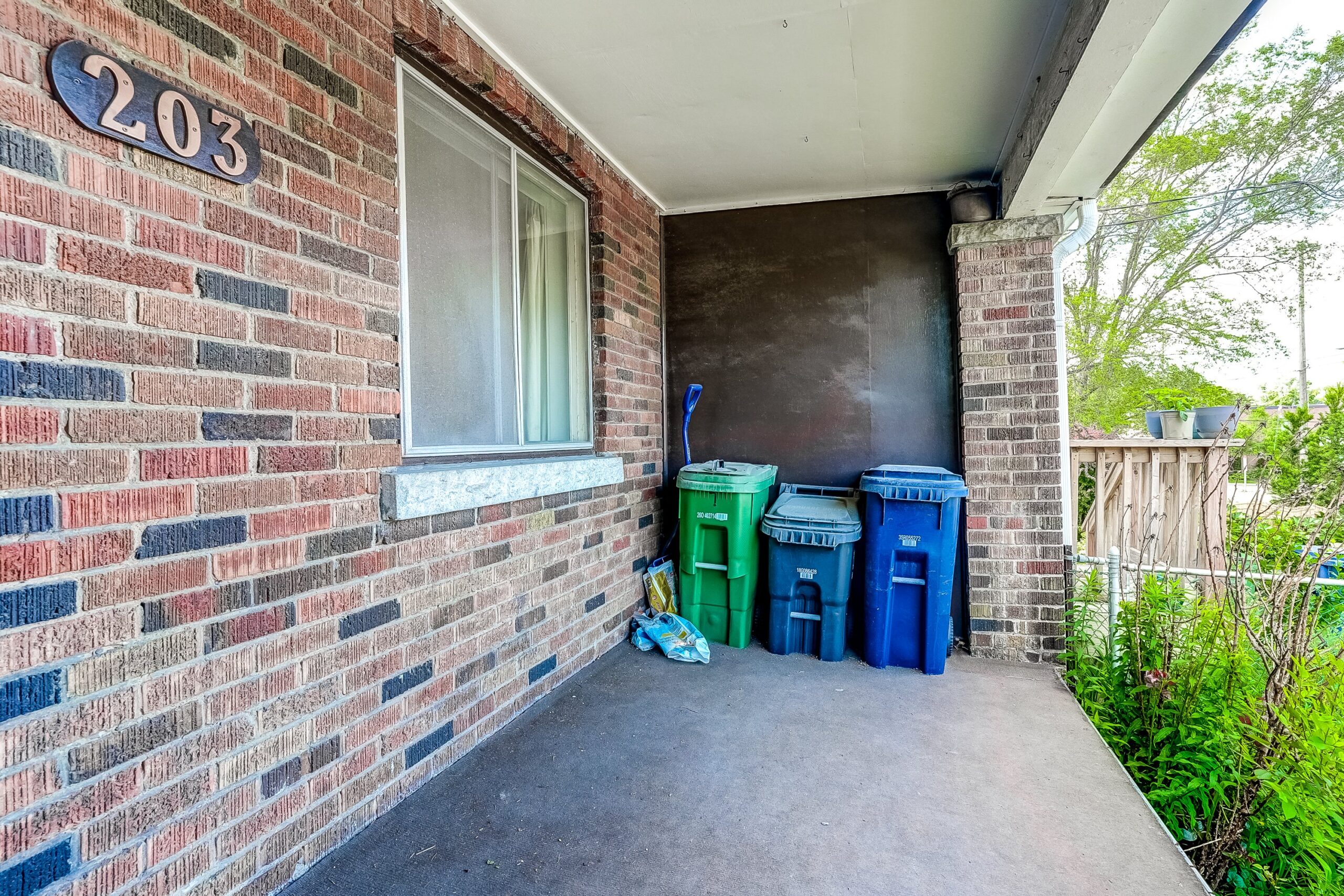 203Donlands(6)
