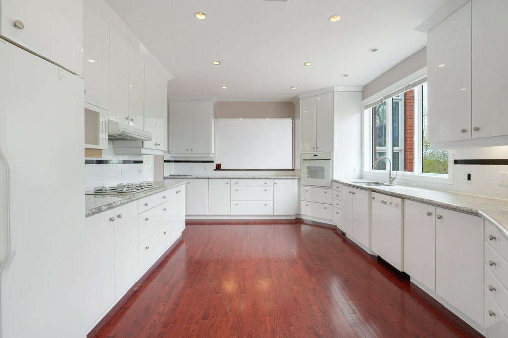 2369Lookout(23)