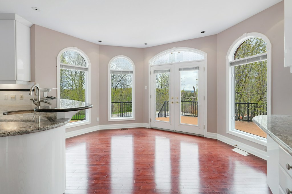 2369Lookout(26)