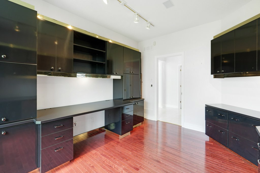 2369Lookout(33)