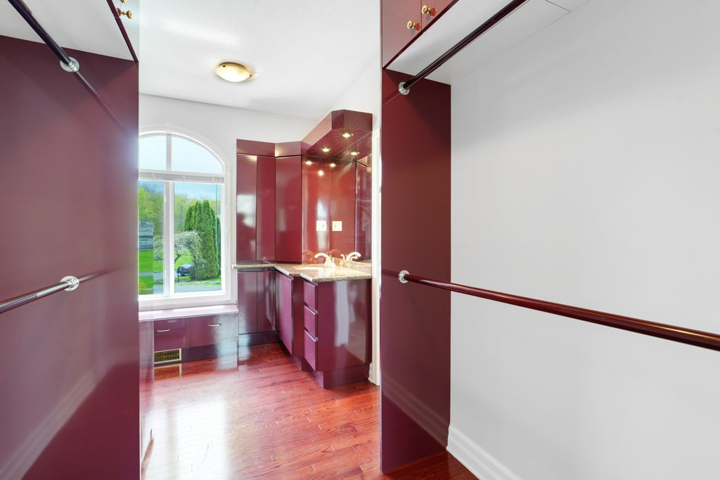 2369Lookout(39)