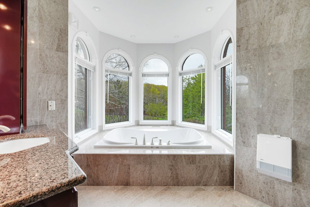2369Lookout(41)