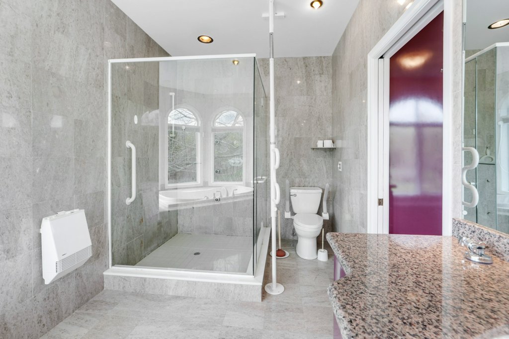 2369Lookout(43)