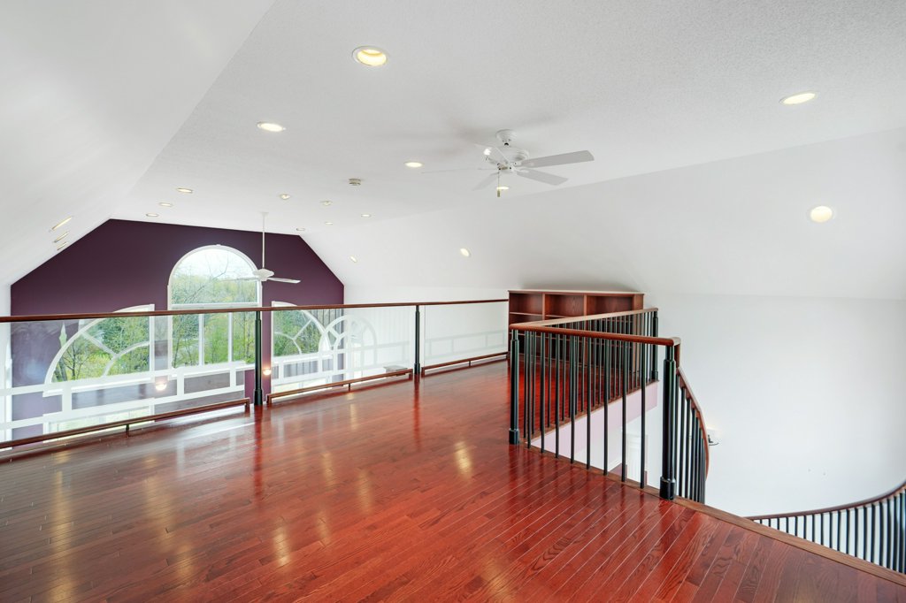 2369Lookout(44)