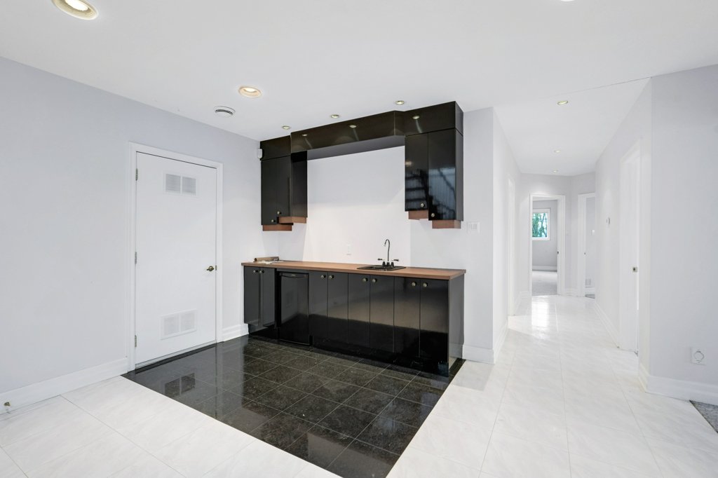 2369Lookout(48)