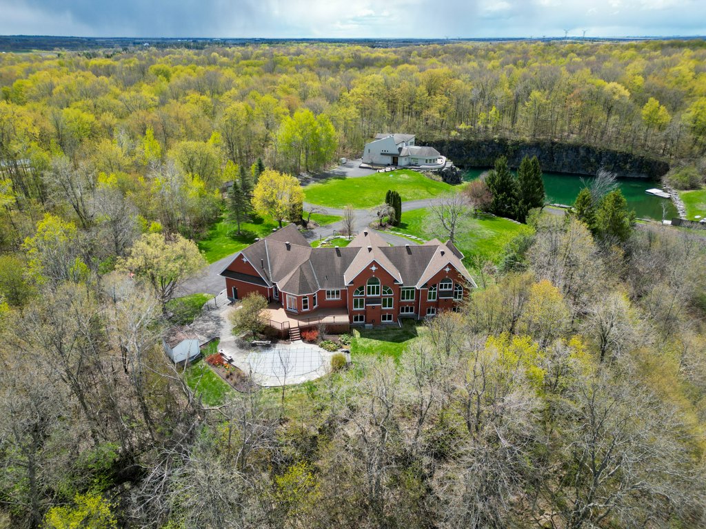 2369Lookout(72)