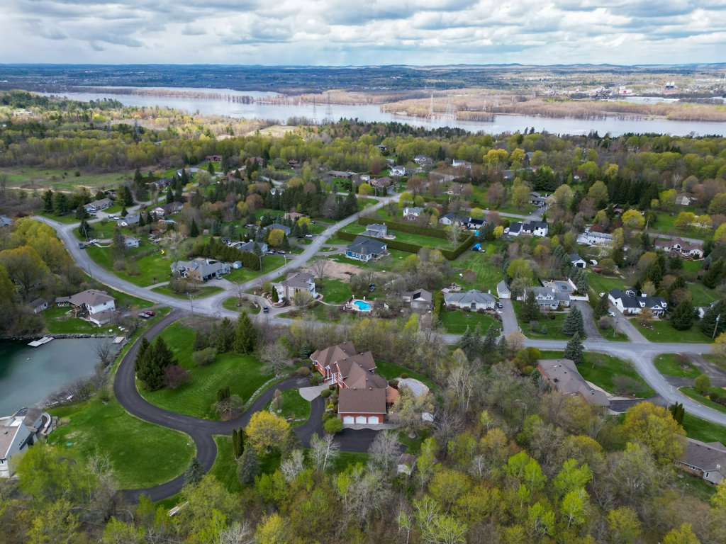 2369Lookout(78)