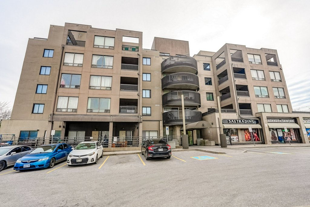 Sheppard Avenue Scarborough Condo Exterior - Gordon's Downsizing & Estate Services