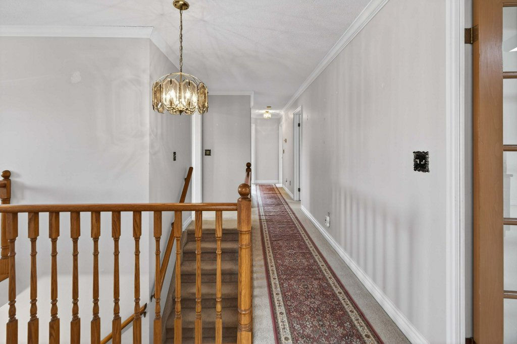 Wilmot Court Belleville Interior Staircase - Gordon's Downsizing & Estate Services