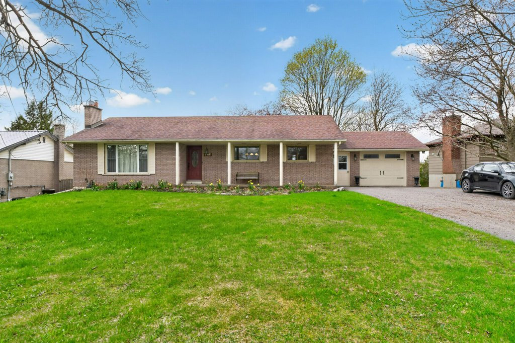 Ashley Street Foxboro Residential Exterior - Gordon's Downsizing & Estate Services