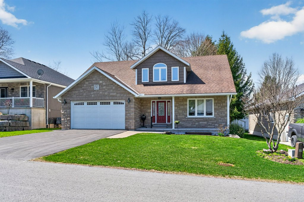 Mccabe Street Napanee Residential Exterior - Gordon's Downsizing & Estate Services