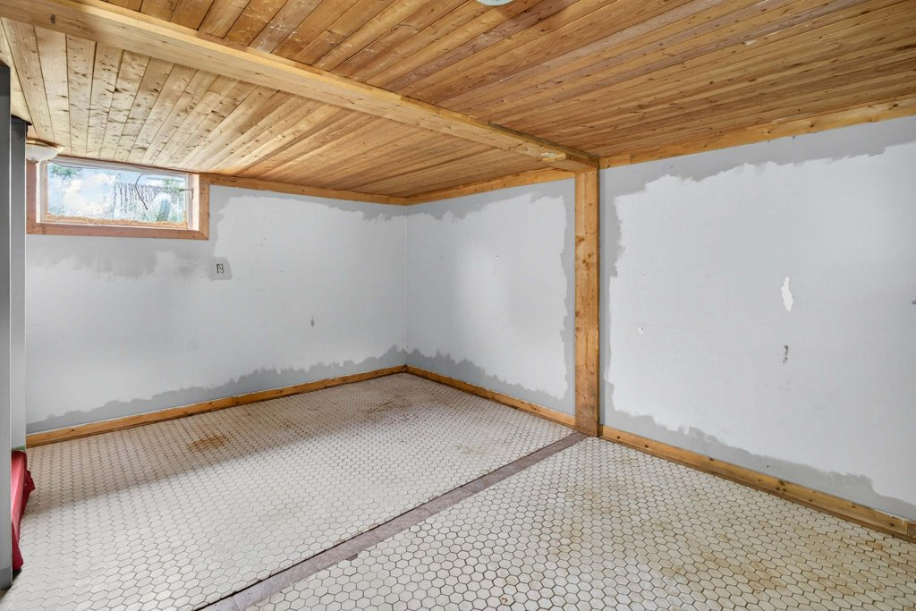 14184 Hwy 41 (52)