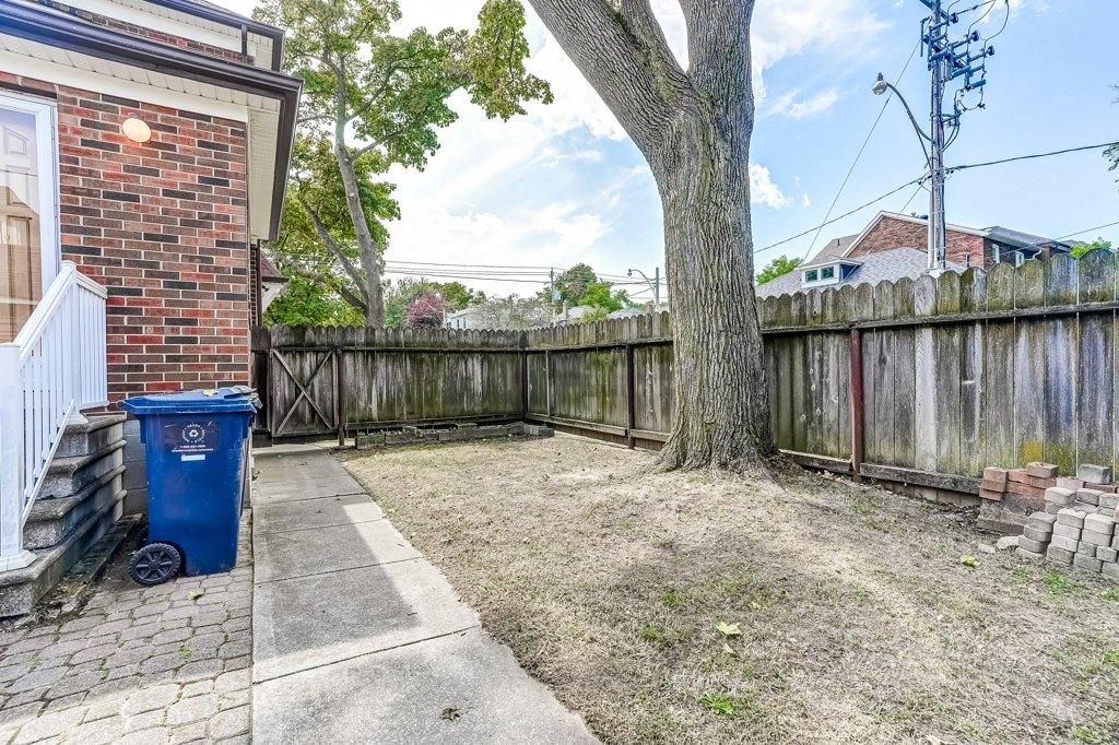 142Lawrence (33)