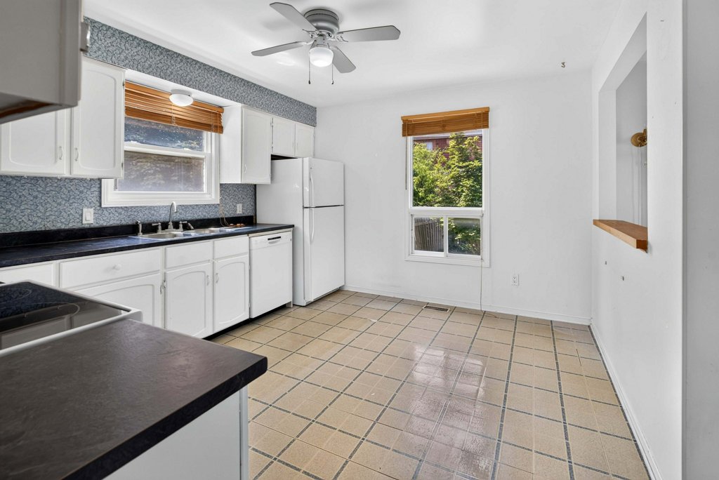 470Kingsdale (19)
