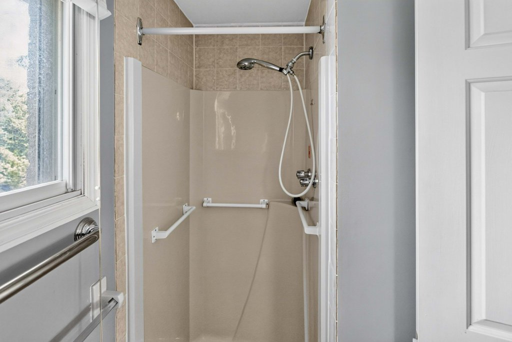 470Kingsdale (40)